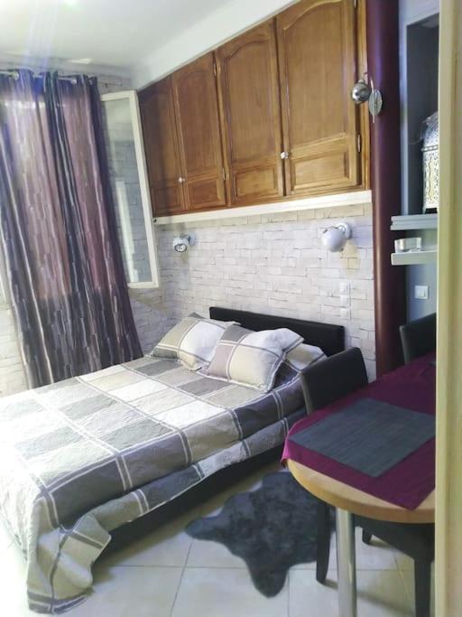 Studio Ideal Pour Deux Voyageurs Sur Marseille Bagian luar foto