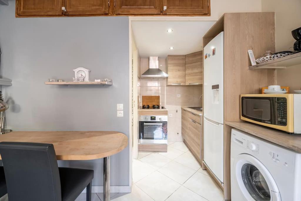 Studio Ideal Pour Deux Voyageurs Sur Marseille Bagian luar foto