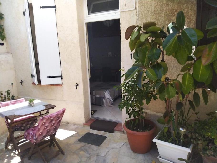 Studio Ideal Pour Deux Voyageurs Sur Marseille Bagian luar foto